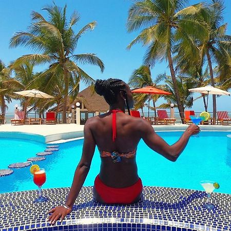 Les Hibiscus sur Mer Kabrousse Exterior foto